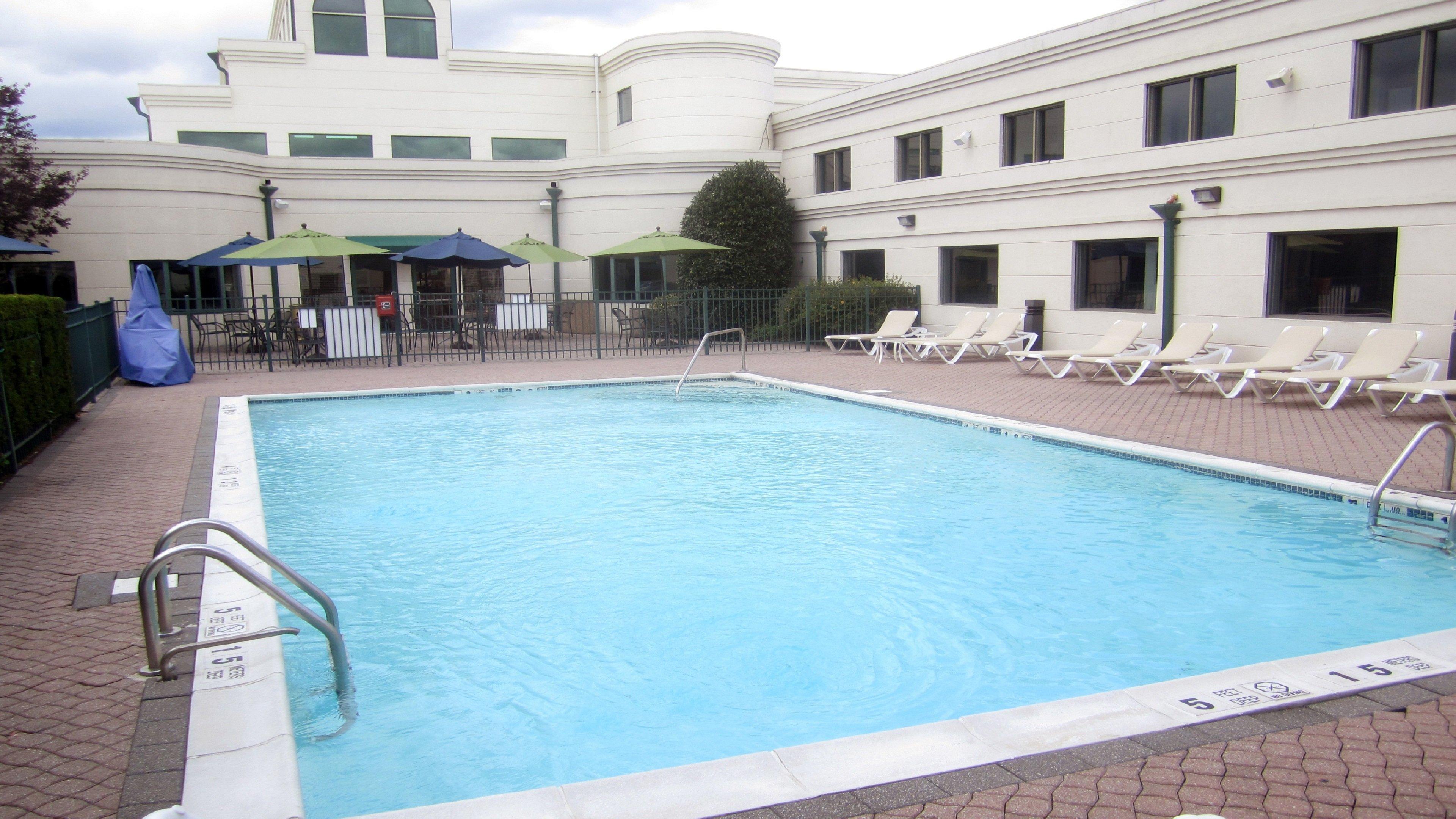 Holiday Inn Plainview-Long Island By Ihg Exterior photo